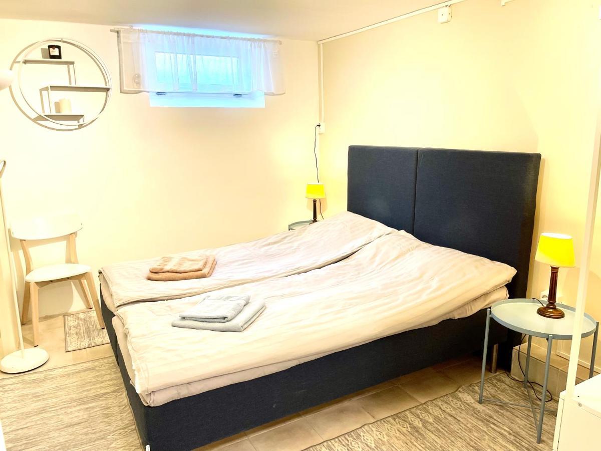 3 Rooms With Private Kitchen & Private Bathroom 5B เยฟเลอ ภายนอก รูปภาพ